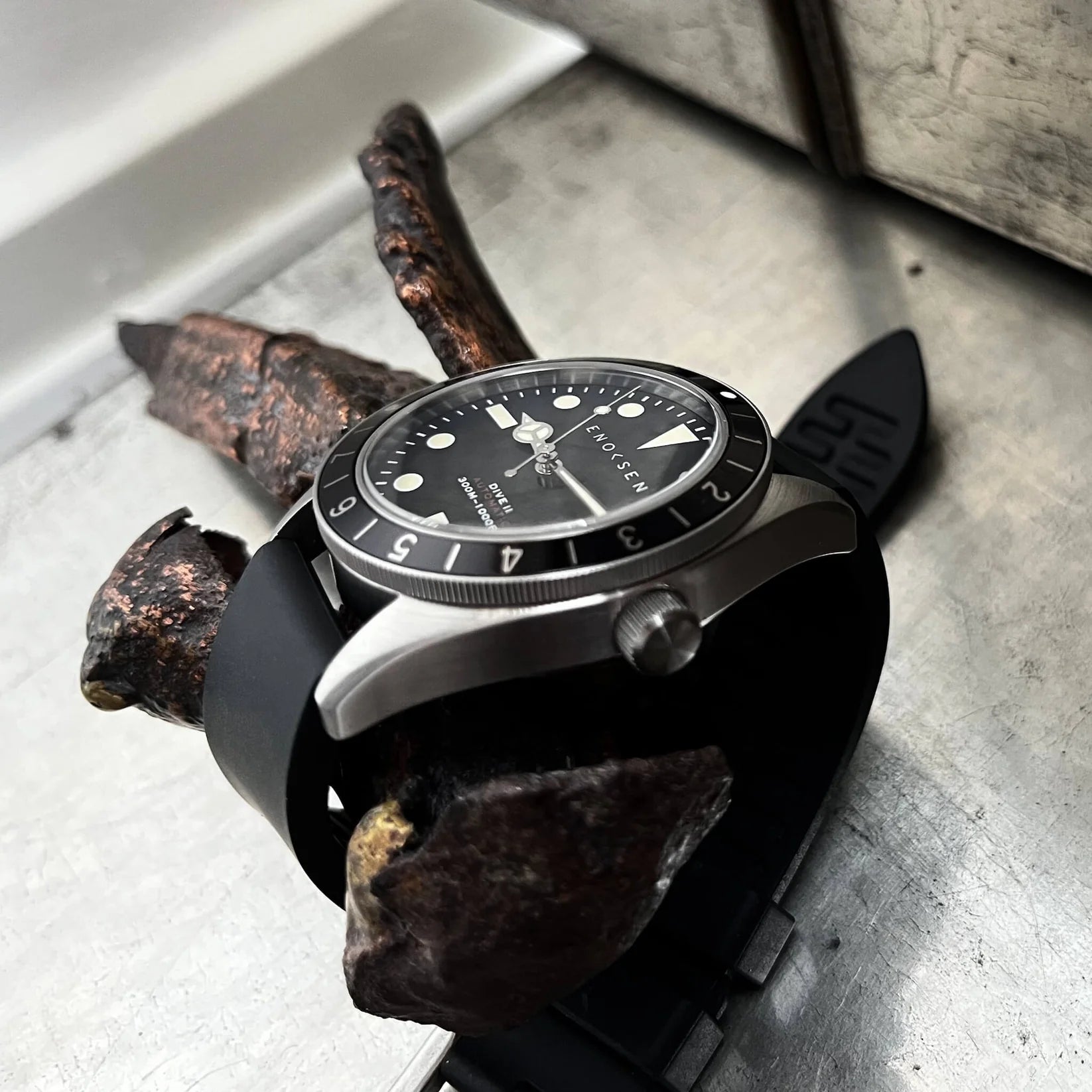 Enoksen Automatic Dive Watch - Black Dial Edition ◇ 39mm