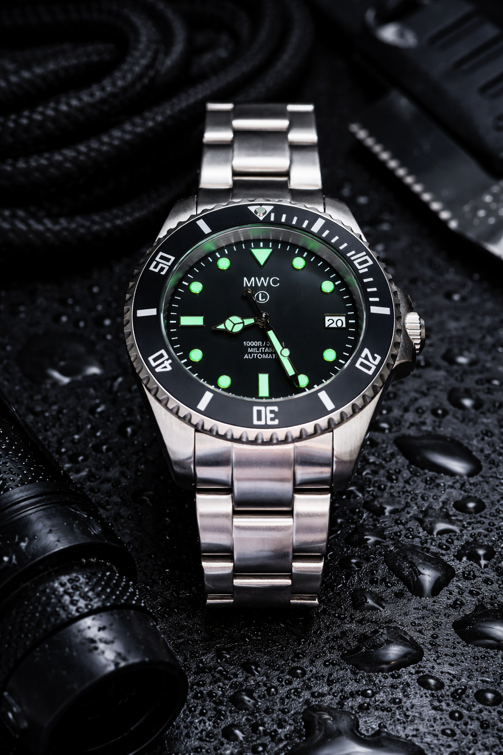 MWC Professional Military Diver 300m – Swiss Sellita SW200 Automatic, Sapphire Crystal, Ceramic Bezel & Steel Bracelet