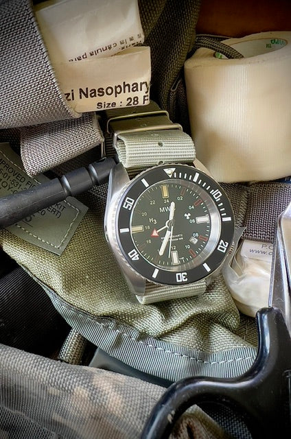 MWC "Submariner / Naval Crew Divers Watch" 500m (1,640ft) Water Resistant Dual Time Zone Military Watch in a Stainless Steel Case with GTLS and Helium Valve