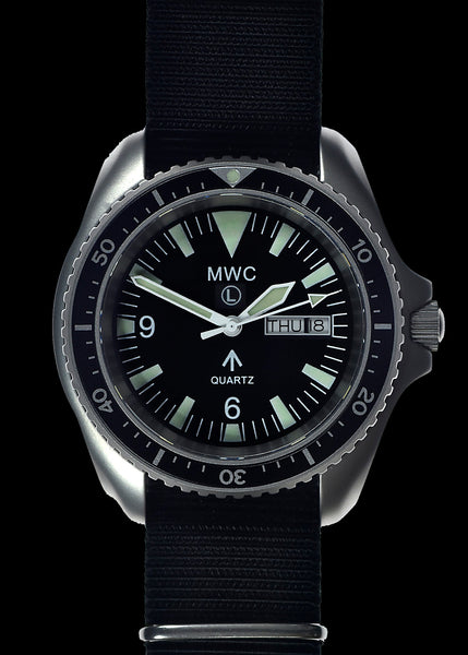 MWC 1999-2001 Pattern Quartz Day/Date Military Divers Watch with Stainless Steel Case and Sapphire Crystal