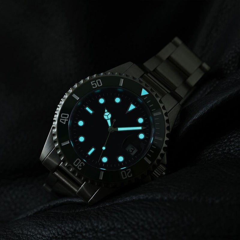 MWC Professional Military Diver 300m – Swiss Sellita SW200 Automatic, Sapphire Crystal, Ceramic Bezel & Steel Bracelet